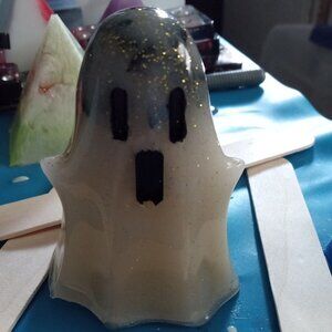 Resn Ghost Shelf Decor